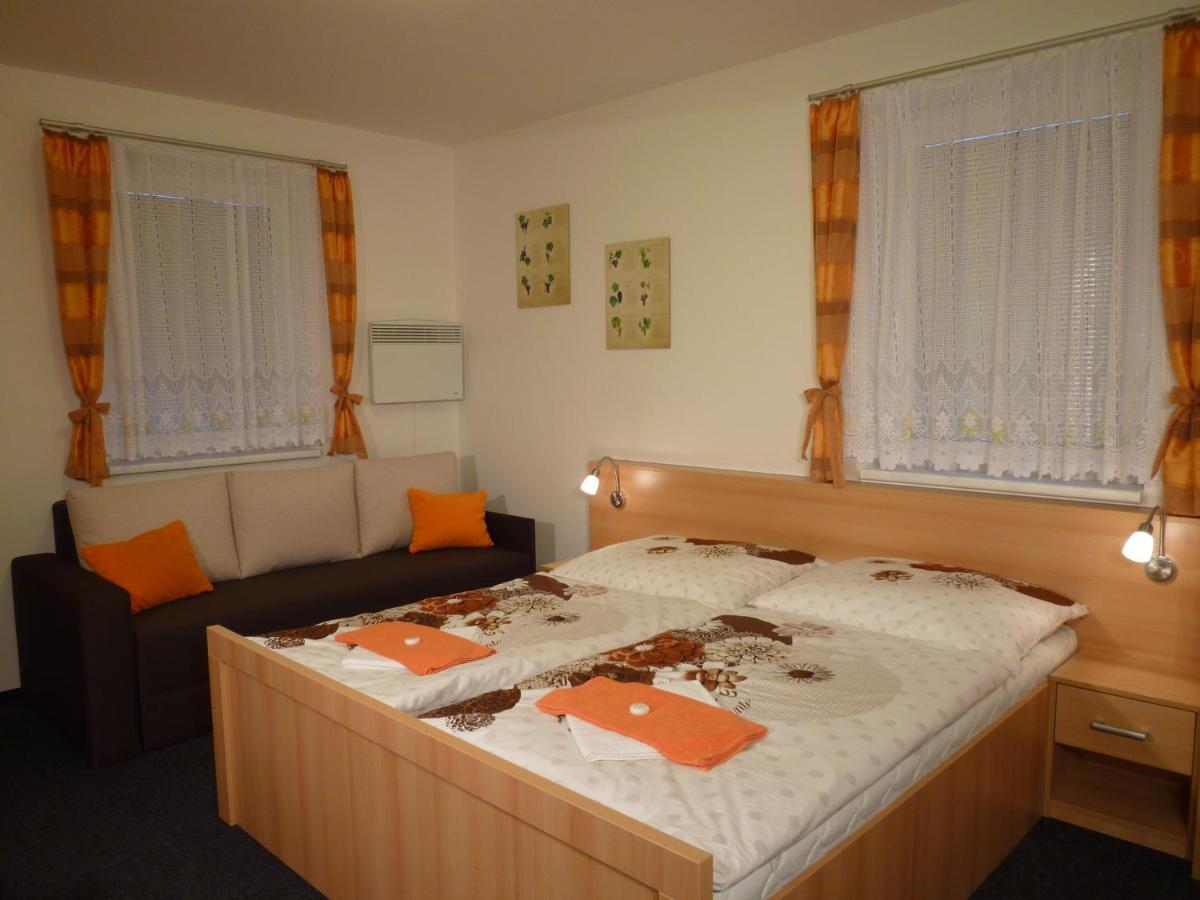 U Jeraba - Komplex A Horní Věstonice Kültér fotó